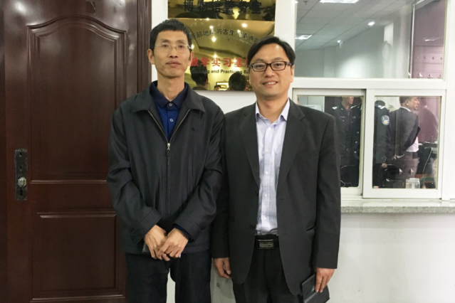 名誉馆长吕君昌研究员和纪占胜研究员合影留念